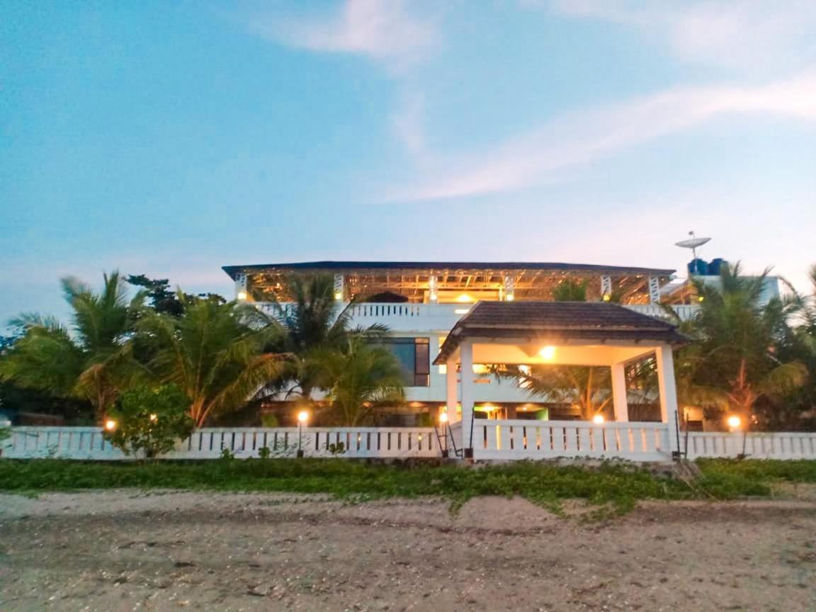 Mandabelle Villa Tanjung Lesung Banten Экстерьер фото